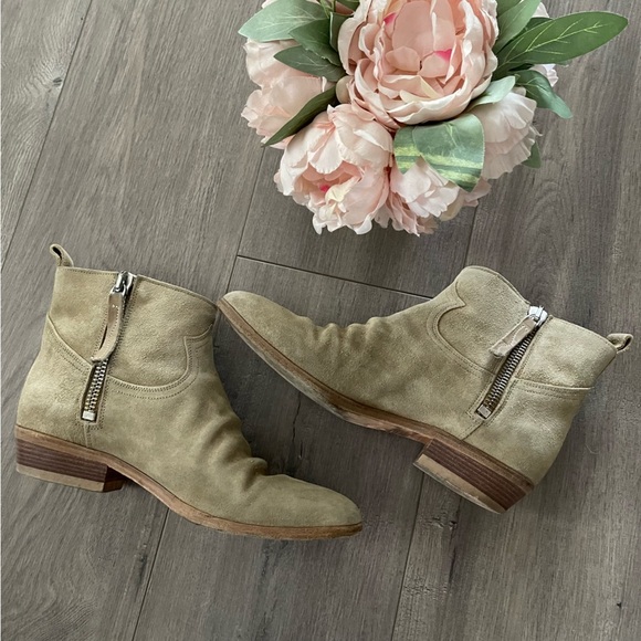 Golden Goose Viand Beige Suede Cowgirl Booties - Picture 6 of 9